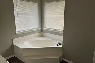 6550 Trammel Dr, Dallas, TX 75214 - Photo 21