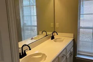 6550 Trammel Dr, Dallas, TX 75214 - Photo 19