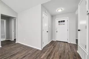 3719 Westminster Dr, Carrollton, TX 75007 - Photo 3