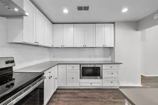 3719 Westminster Dr, Carrollton, TX 75007 - Photo 9