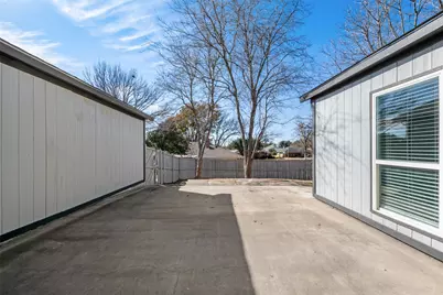 3719 Westminster Drive, Carrollton, TX 75007 - Photo 23