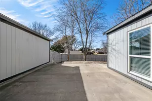 3719 Westminster Dr, Carrollton, TX 75007 - Photo 23