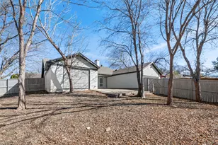 3719 Westminster Dr, Carrollton, TX 75007 - Photo 25