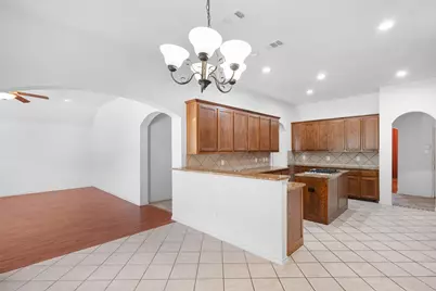 4901 Bellflower Way, Fort Worth, TX 76123 - Photo 11