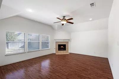 4901 Bellflower Way, Fort Worth, TX 76123 - Photo 13