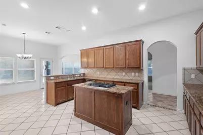 4901 Bellflower Way, Fort Worth, TX 76123 - Photo 5