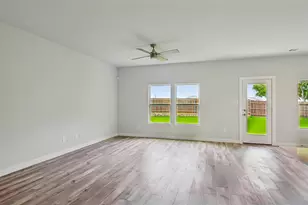 900 Wattle Ln, Alvarado, TX 76009 - Photo 5