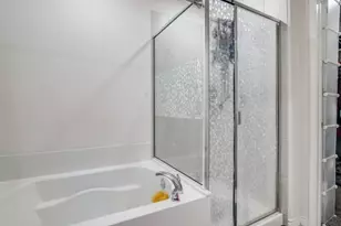 6433 Bon Fire Dr, Garland, TX 75043 - Photo 11