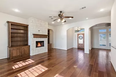 1616 Carriage Creek Drive, DeSoto, TX 75115 - Photo 5