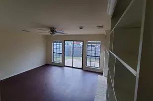 3803 O B Crowe Dr, Dallas, TX 75227 - Photo 11