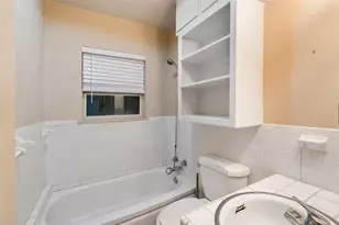 220 Hillcrest Dr, Tool, TX 75143 - Photo 17