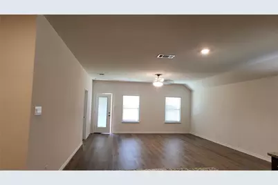 1614 Silver Landing Trail, Princeton, TX 75407 - Photo 3