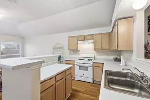 705 Squire Ct, Allen, TX 75002 - Photo 9