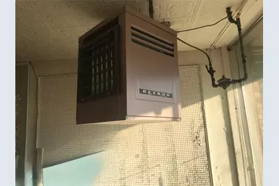 135 S Main Street, Winters, TX 79567 - Photo 7