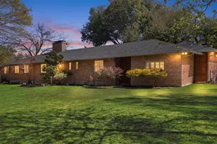 1402 Verano Dr, Dallas, TX 75218 - Photo 35
