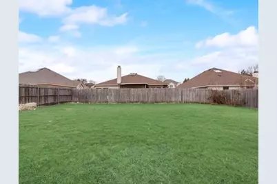 1119 Gaines Mills Road, Grand Prairie, TX 75052 - Photo 17