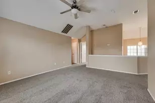 1119 Gaines Mills Rd, Grand Prairie, TX 75052 - Photo 11