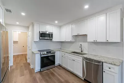 2105 Castle Oaks Drive, Arlington, TX 76012 - Photo 11