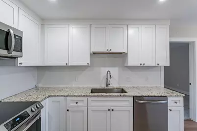 2105 Castle Oaks Drive, Arlington, TX 76012 - Photo 9