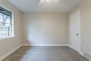 2105 Castle Oaks Dr, Arlington, TX 76012 - Photo 27