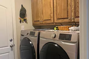 312 W McAfee Dr, Mabank, TX 75147 - Photo 9