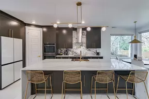 1001 Coke Dr, Arlington, TX 76010 - Photo 9