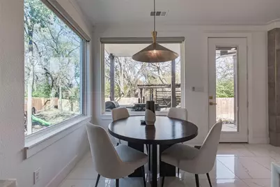 1001 Coke Drive, Arlington, TX 76010 - Photo 11