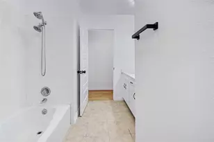 1303 Paisley Dr, Arlington, TX 76015 - Photo 17