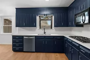 1303 Paisley Dr, Arlington, TX 76015 - Photo 11