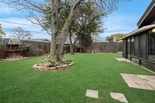 1303 Paisley Dr, Arlington, TX 76015 - Photo 29