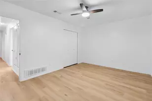 1303 Paisley Dr, Arlington, TX 76015 - Photo 19