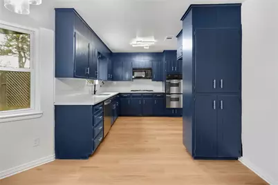 1303 Paisley Drive, Arlington, TX 76015 - Photo 9