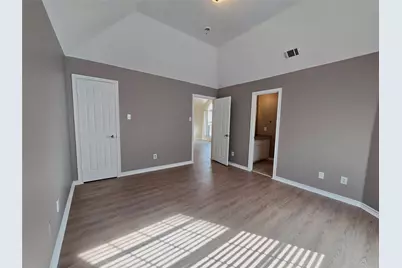 5207 W Cove Way, Grand Prairie, TX 75052 - Photo 19