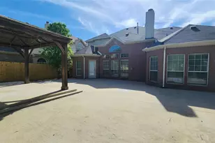 5207 W Cove Way, Grand Prairie, TX 75052 - Photo 27