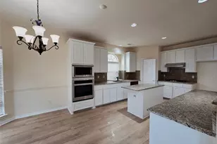 5207 W Cove Way, Grand Prairie, TX 75052 - Photo 9