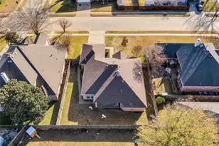 530 Queens Way, Grand Prairie, TX 75052 - Photo 27