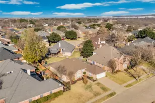 530 Queens Way, Grand Prairie, TX 75052 - Photo 31