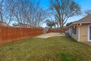 1105 Meadow Crest Ln, Mansfield, TX 76063 - Photo 27