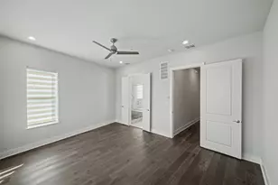 381 E Greenbriar Ln, Dallas, TX 75203 - Photo 15