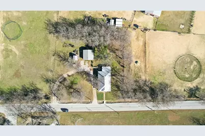 5525 Bakers Lane, Haltom City, TX 76117 - Photo 5