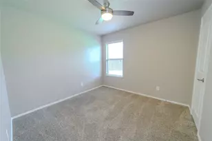 608 Crazy Horse Dr, Aubrey, TX 76227 - Photo 11