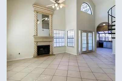 631 Fiesta Circle, Irving, TX 75063 - Photo 13