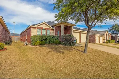2720 Furlong Drive, Grand Prairie, TX 75051 - Photo 23