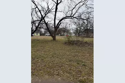 818 W 9th Street, Bonham, TX 75418 - Photo 5