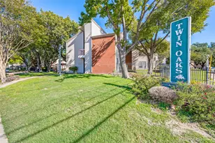 9747 Whitehurst Dr, Dallas, TX 75243 - Photo 13