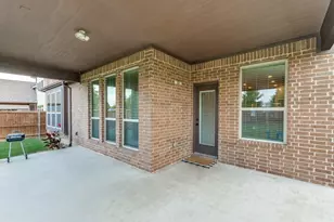 1605 Barnard Ln, Savannah, TX 76227 - Photo 3