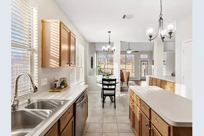 7303 Vista Ridge Lane, Sachse, TX 75048 - Photo 5