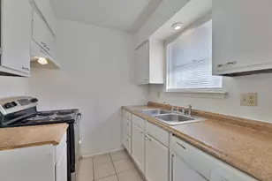 1808 Frances Dr, Garland, TX 75042 - Photo 5