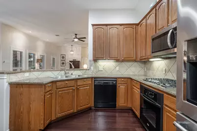 7913 Southmark Drive, Frisco, TX 75035 - Photo 17