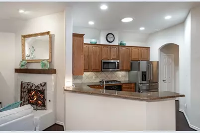 7913 Southmark Drive, Frisco, TX 75035 - Photo 15